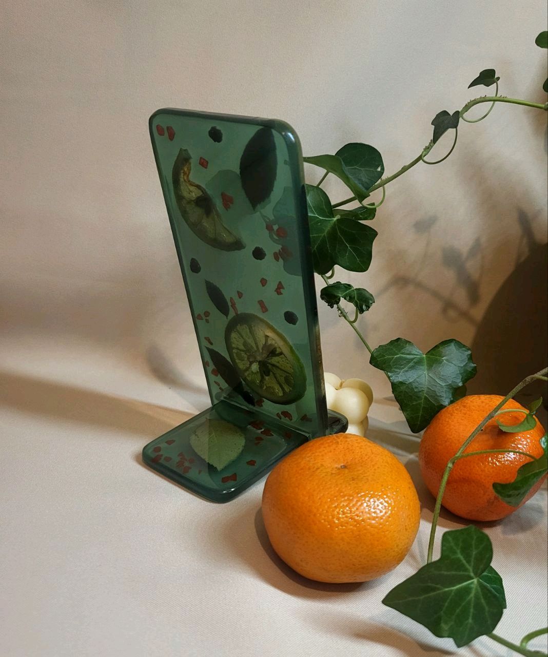 Telefon uchun limonli g`ilof